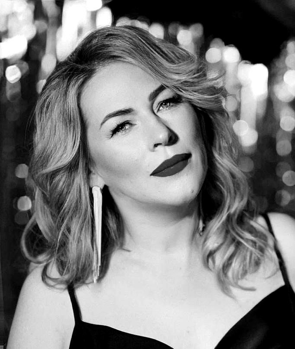 Елена Копань